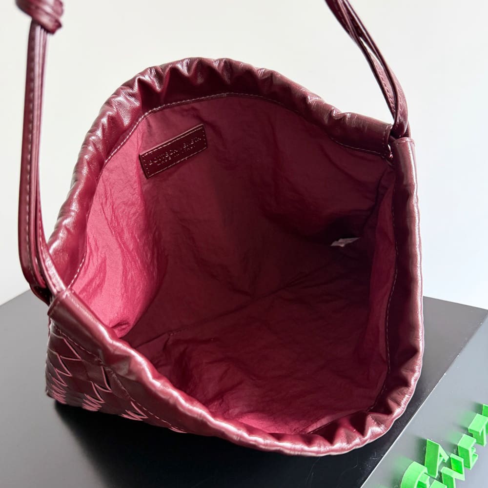 Bottege Ven*ta Dustbag(HIGH-END GRADE)