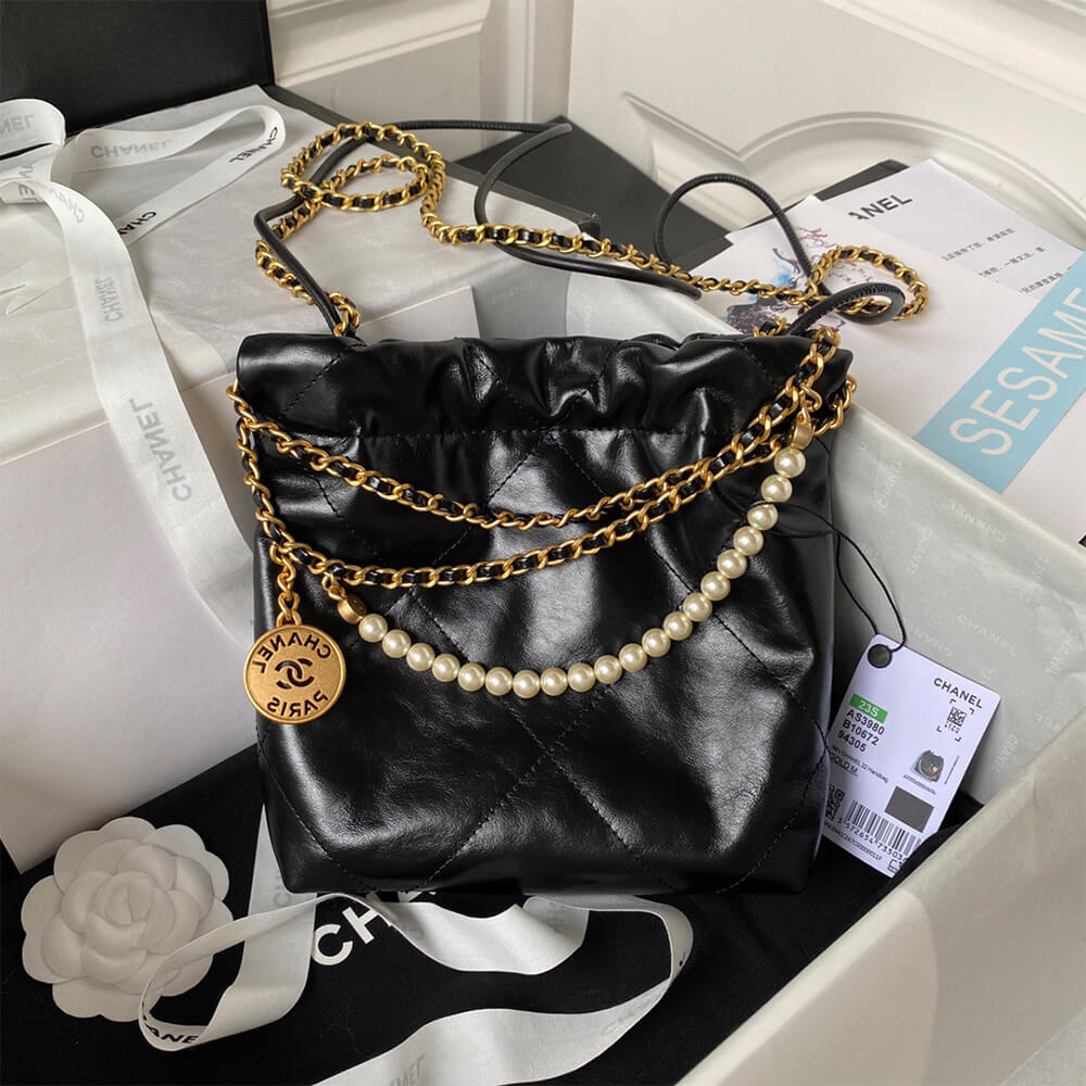 Ch**el 22 Mini hand bag Pearl(HIGH-END GRADE)