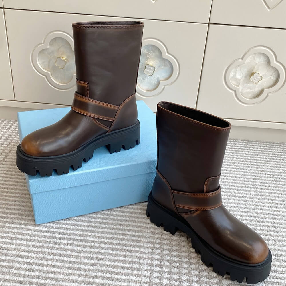 Pra*a Leather booties
