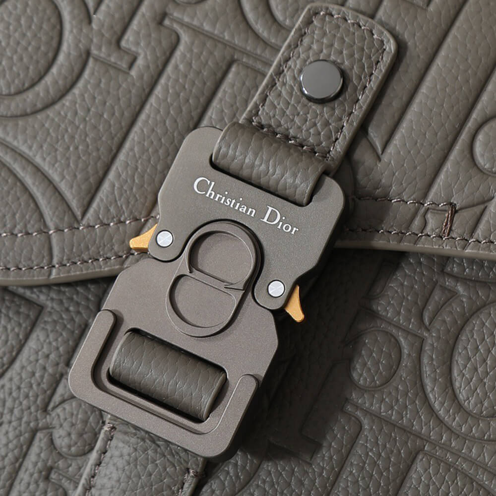 D10r Small Saddle Messenger Bag with Flap