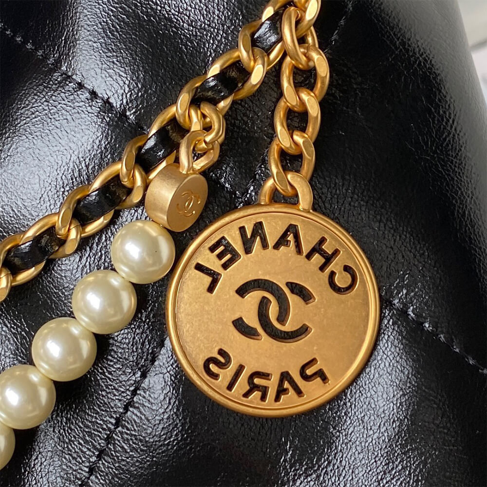 Ch**el 22 Mini hand bag Pearl(HIGH-END GRADE)