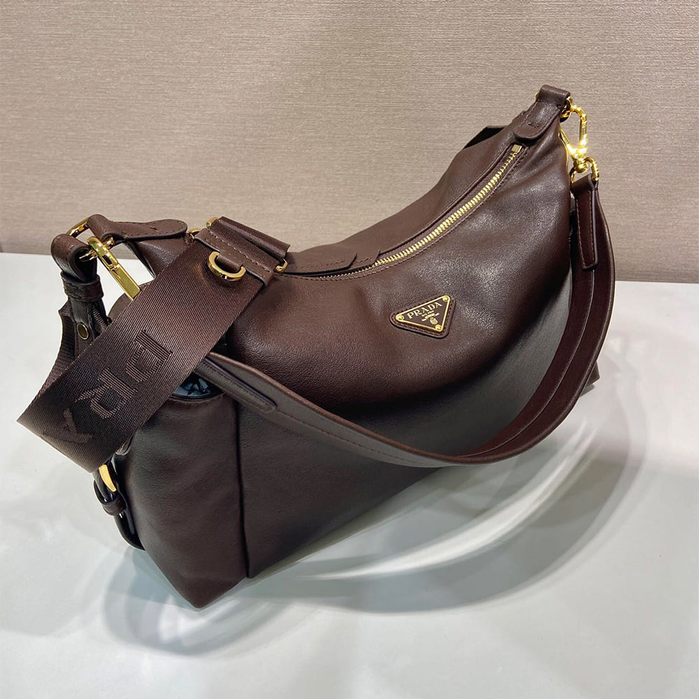 Pra*a Explore large nappa leather bag(HIGH-END GRADE)