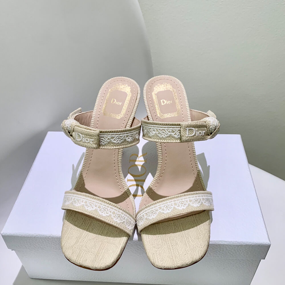 D10r heeled sandal