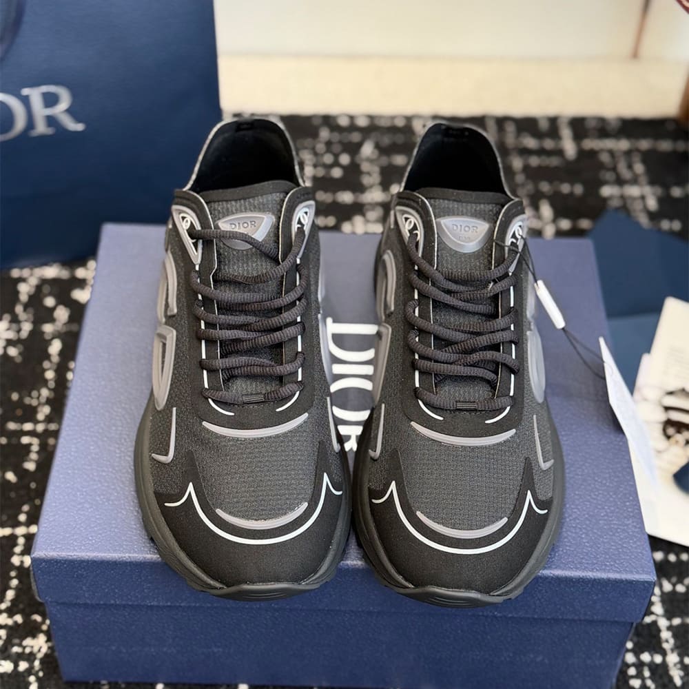 D10r B30 Countdown Tech Sneaker