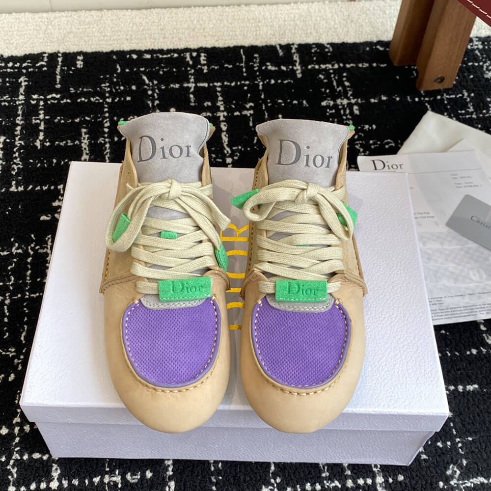 D10r Roadie Lace-Up Boot