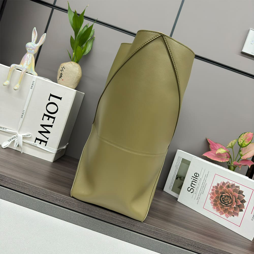 L0ew* XL Puzzle Fold tote in shiny calfskin(HIGH-END GRADE)