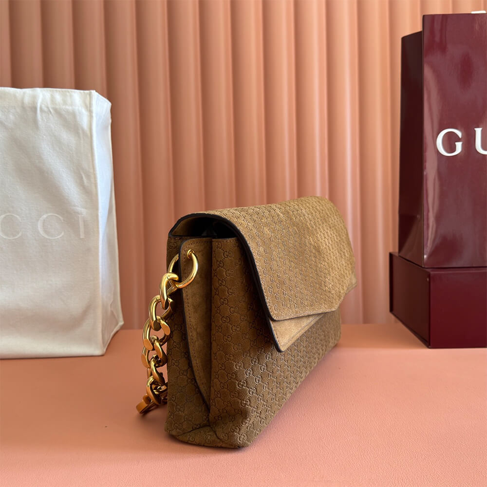 Gvc*1 Large shoulder bag with chain(HIGH-END GRADE)