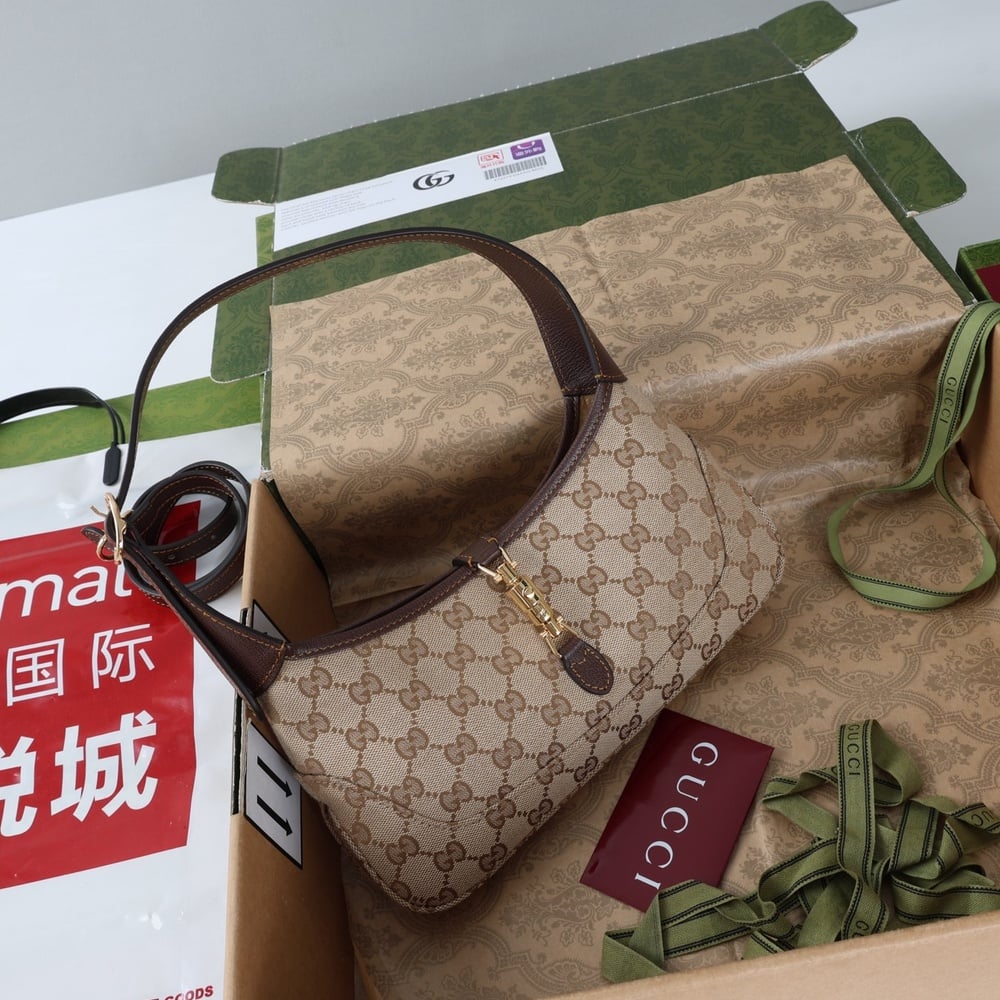 Gvc*1 Jackie Slim small shoulder bag