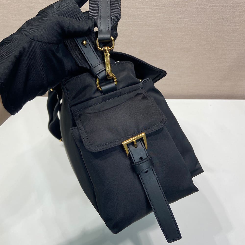 Pra*a Explore large Re-Nylon shoulder bag with flap(HIGH-END GRADE)