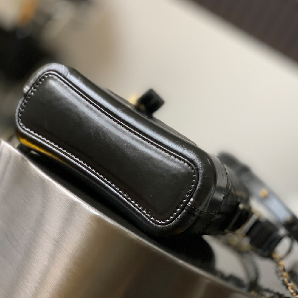 Ch**el GABRIELLE SMALL HOBO BAG(HIGH-END GRADE)