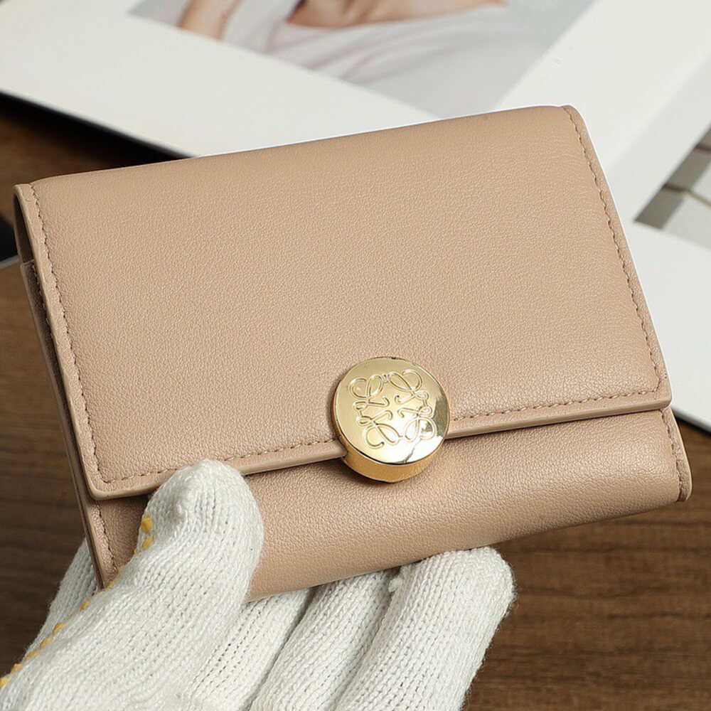 L0ew* Pebble small vertical wallet in shiny nappa calfskin(HIGH-END GRADE)