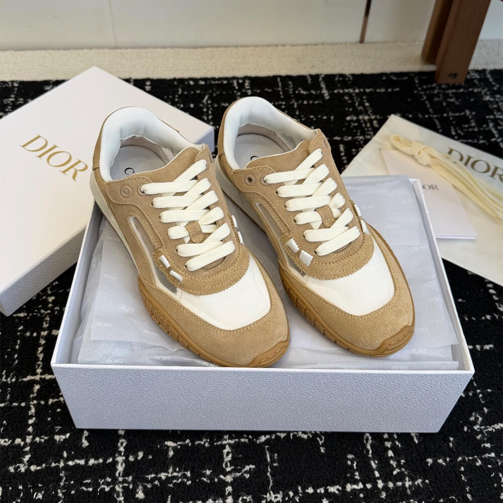 D10r Tech Sneaker