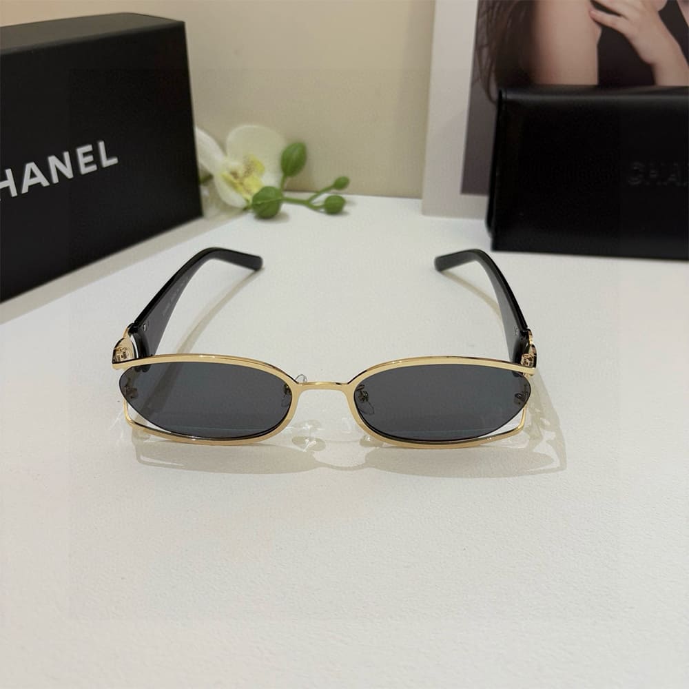 Ch**el SUNGLASSES