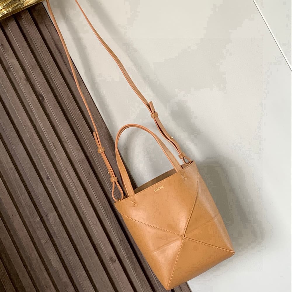 L0ew* Mini Puzzle Fold tote in shiny calfskin(HIGH-END GRADE)