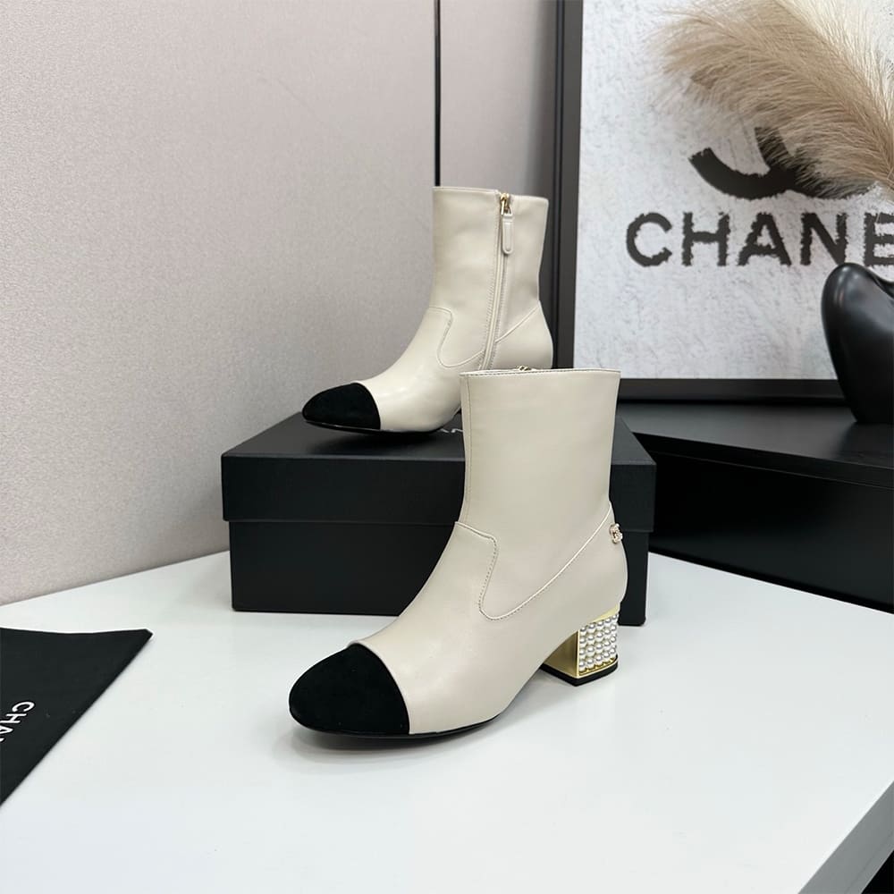 Ch**el Boots