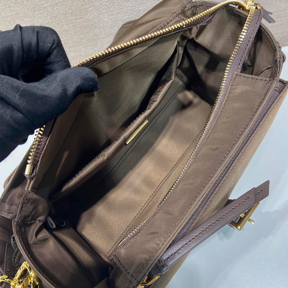 Pra*a Explore medium Re-Nylon shoulder bag with flap(HIGH-END GRADE)
