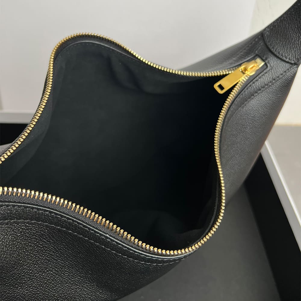 Ce1i*e MEDIUM HELOISE BAG(HIGH-END GRADE)