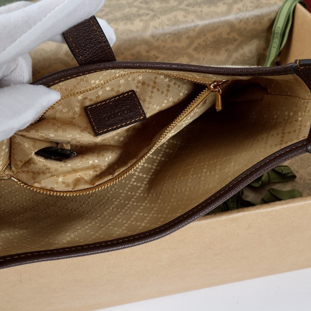 Gvc*1 Jackie Slim small shoulder bag