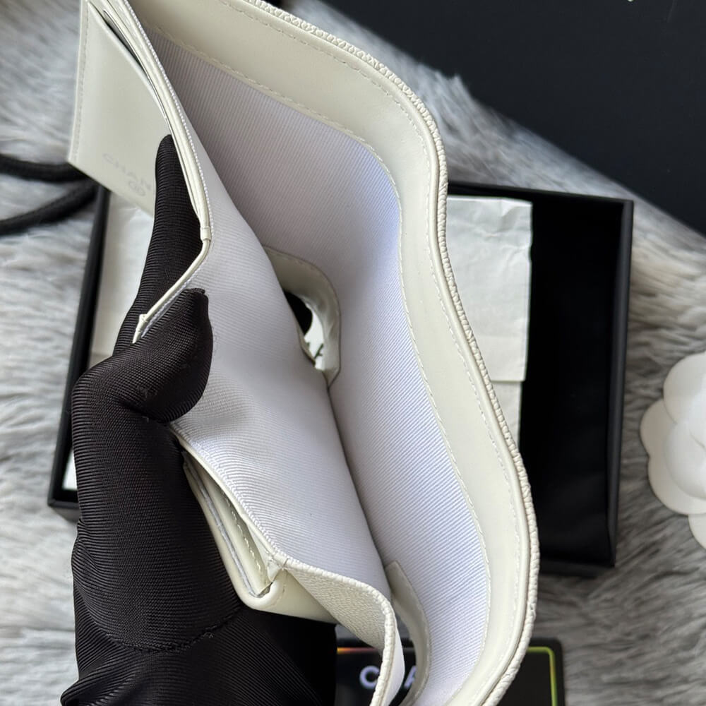 Ch**el wallet(HIGH-END GRADE)