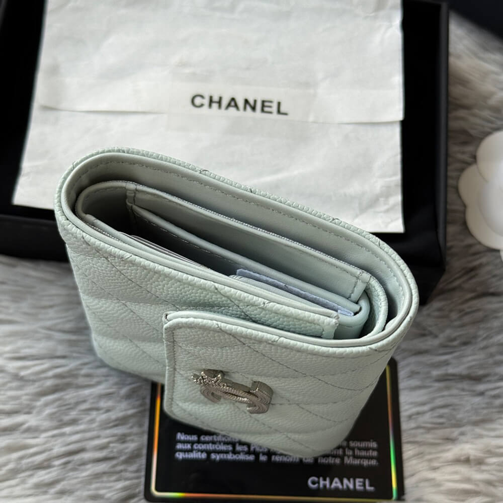 Ch**el wallet(HIGH-END GRADE)