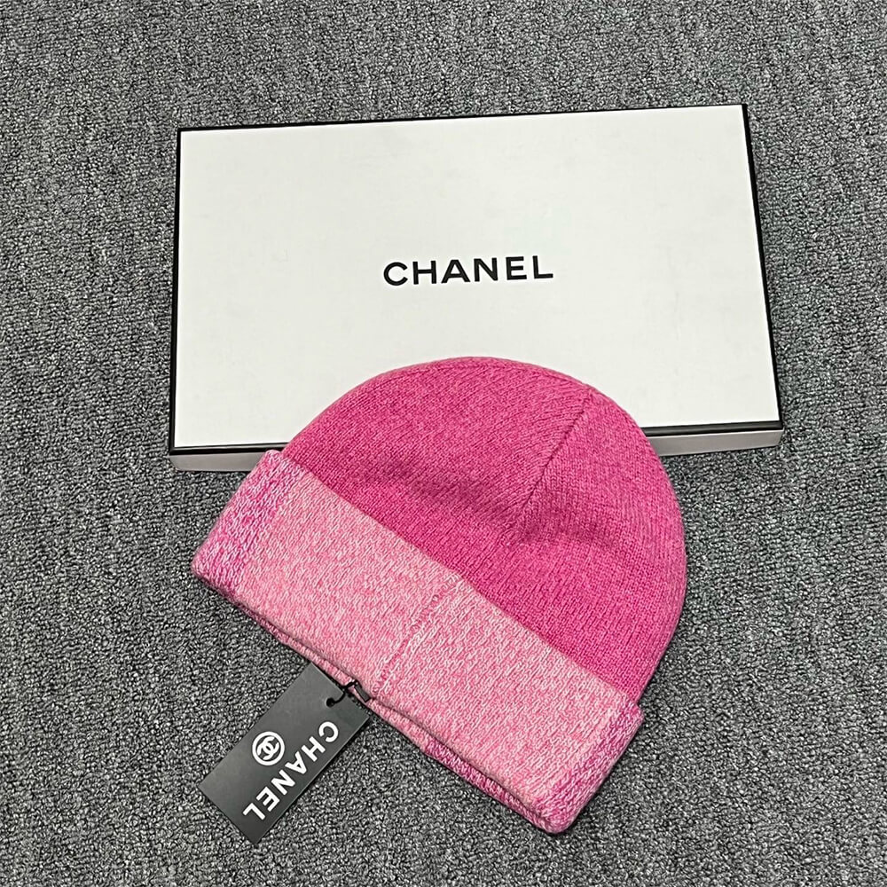 Ch**el Hat