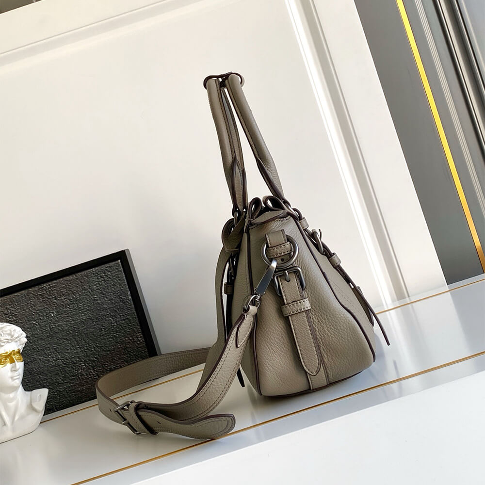 Pra*a Large leather tote bag(HIGH-END GRADE)