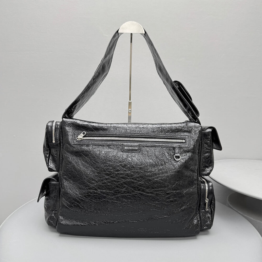 Ba1en*iaga S*perbusy Sling Bag Large in Black(HIGH-END GRADE)
