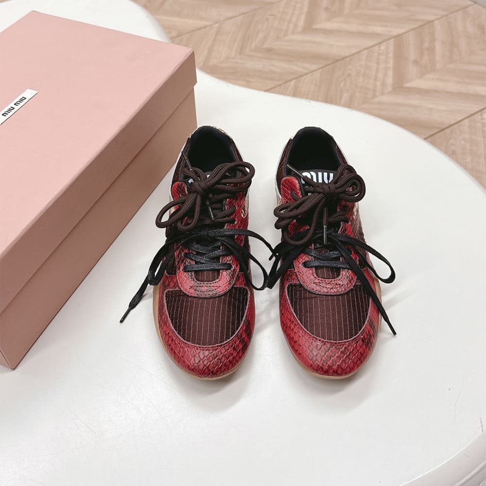M1um1u Gymnasium Technical Sneaker