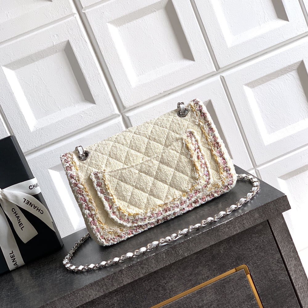Ch**el Classic Small Handbag(HIGH-END GRADE)