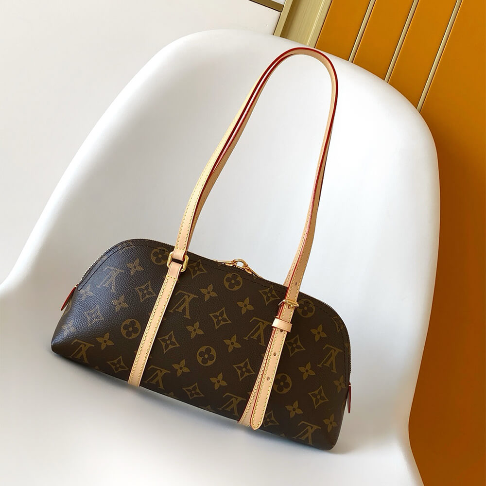 LV Squire East West