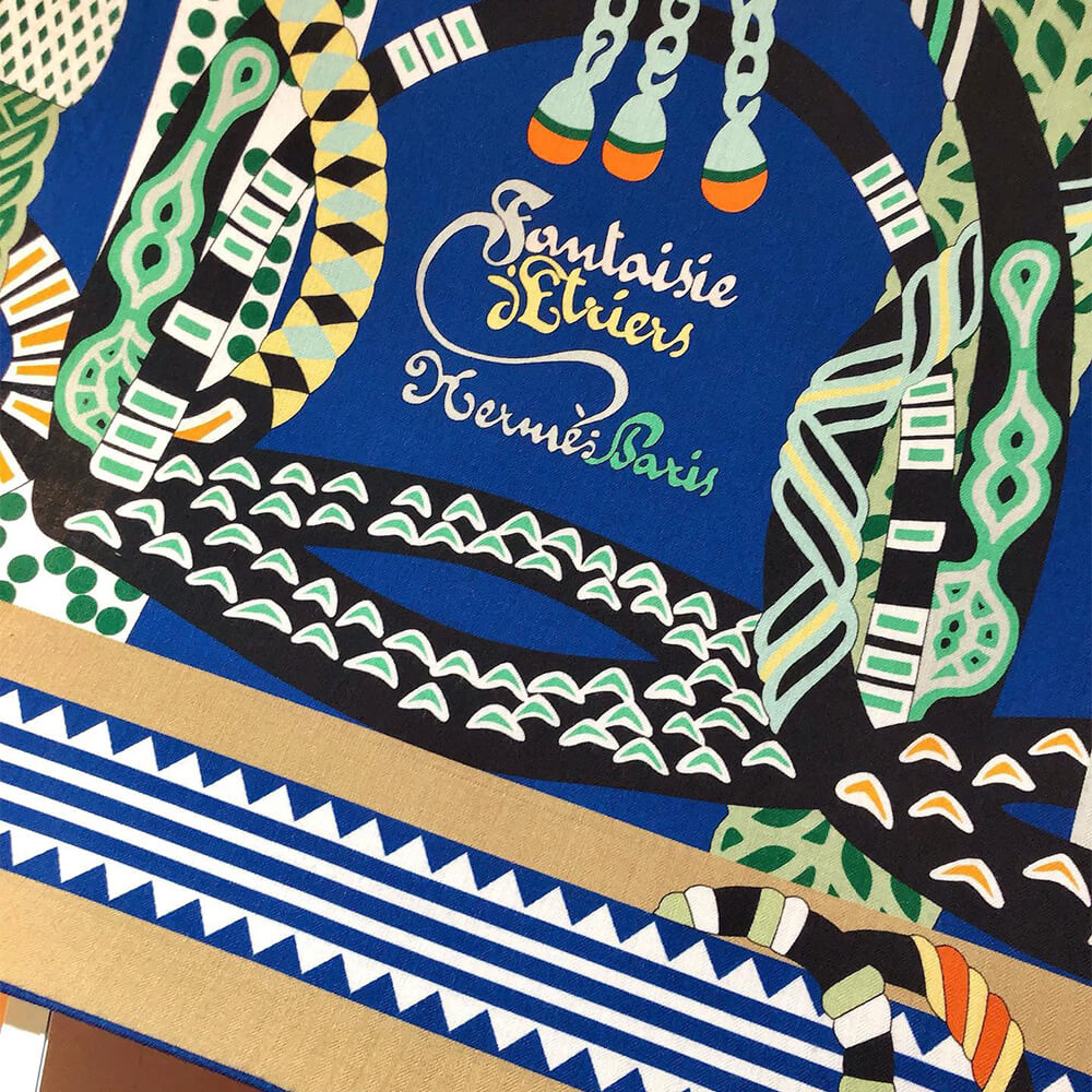 H**me5 Stirrup Fantasy Shawl 140