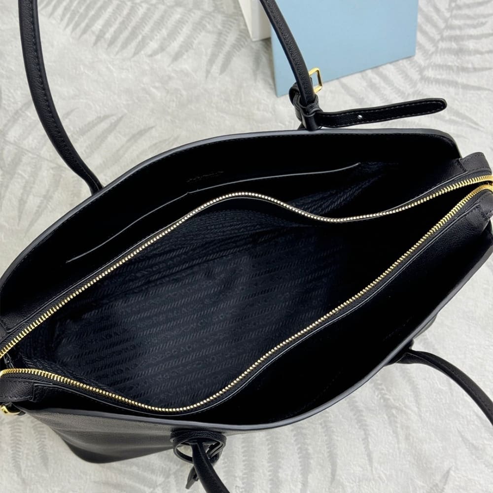 Pra*a Large leather tote bag(HIGH-END GRADE)