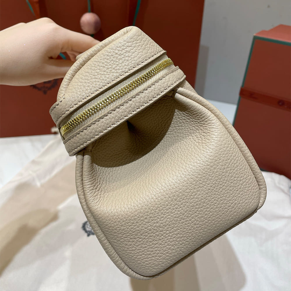 L0r0 P1ana Extra Softy Bag L33(HIGH-END GRADE)