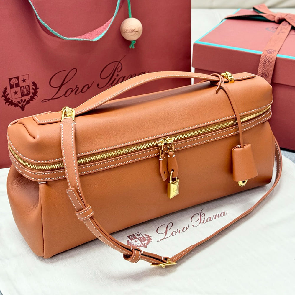 L0r0 P1ana Extra Softy Bag L33(HIGH-END GRADE)