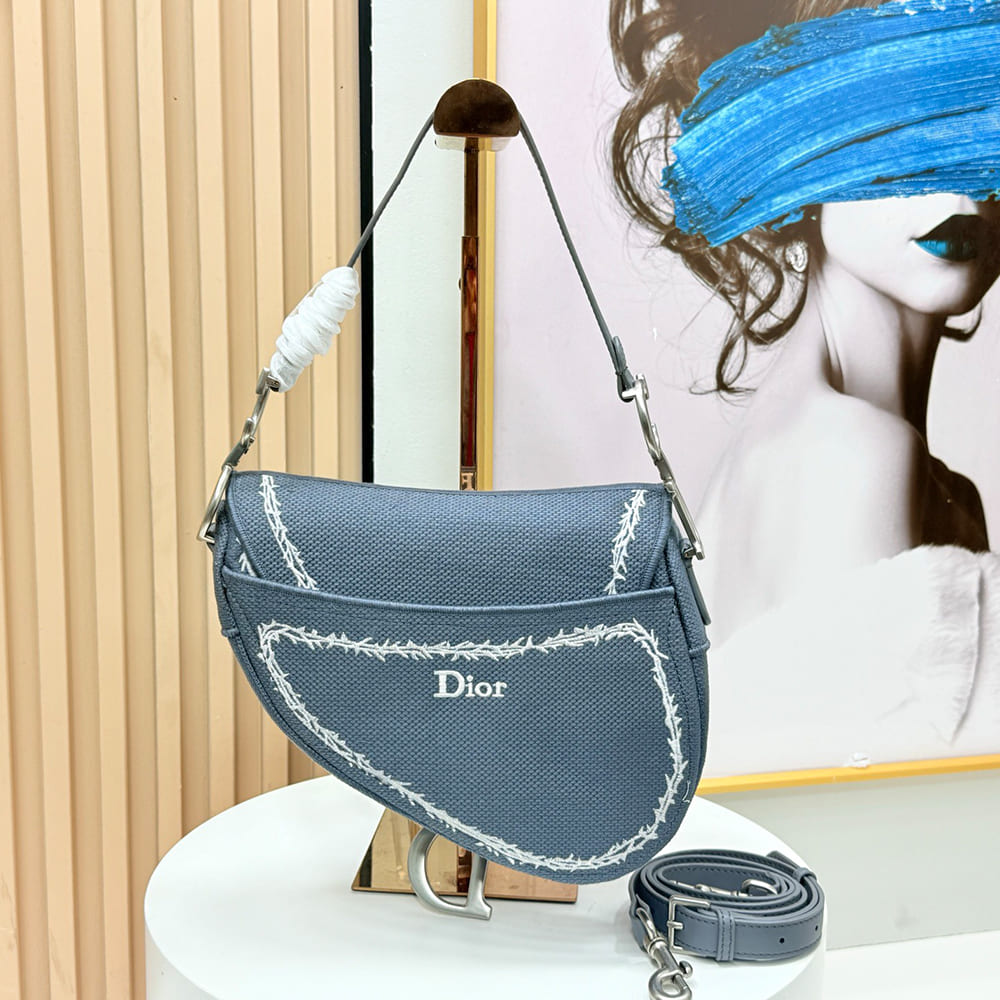 D10r Saddle Bag with Strap