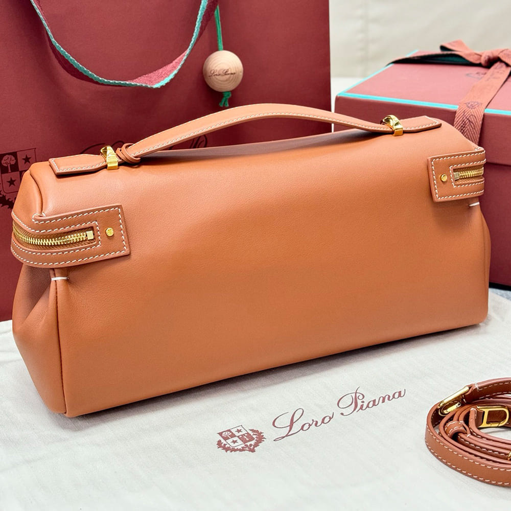 L0r0 P1ana Extra Softy Bag L33(HIGH-END GRADE)