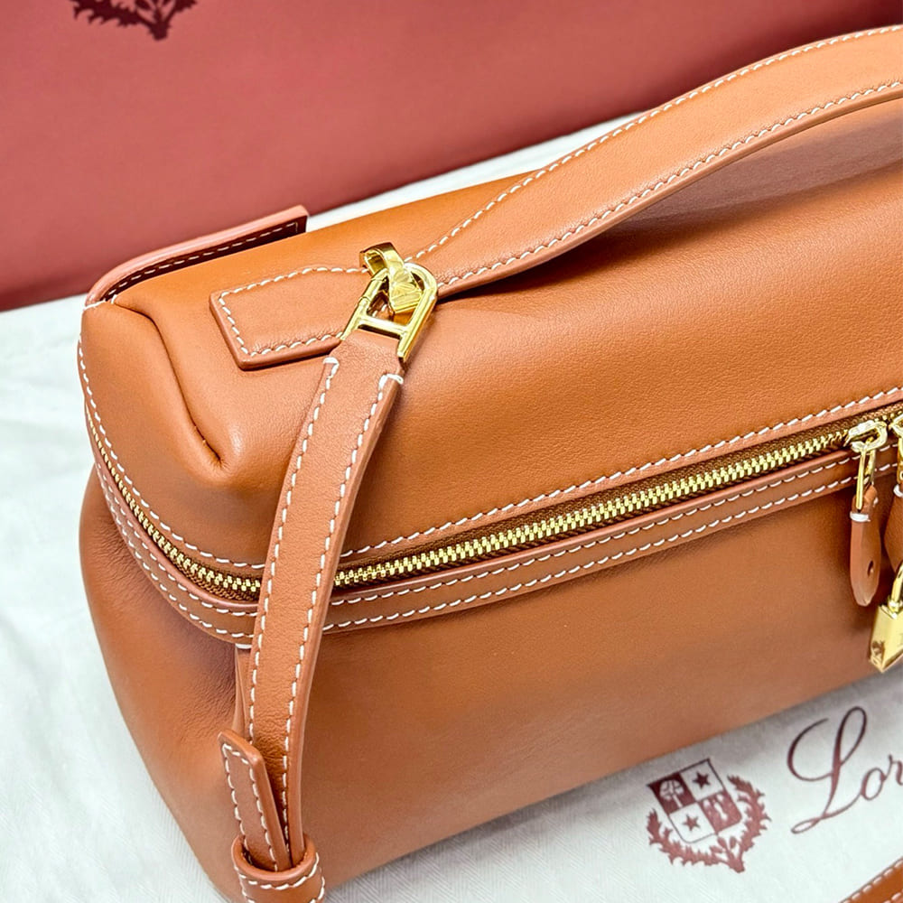 L0r0 P1ana Extra Softy Bag L33(HIGH-END GRADE)