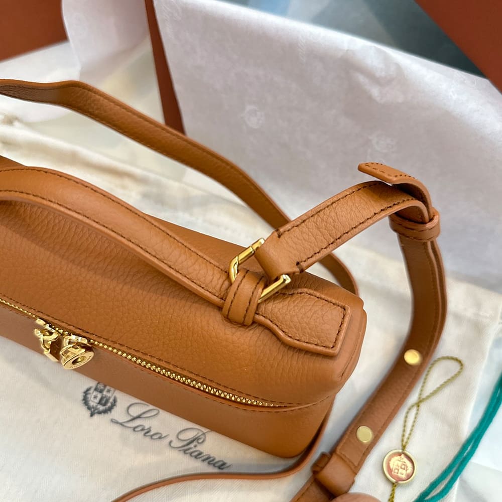 L0r0 P1ana Extra Pocket L19(HIGH-END GRADE)