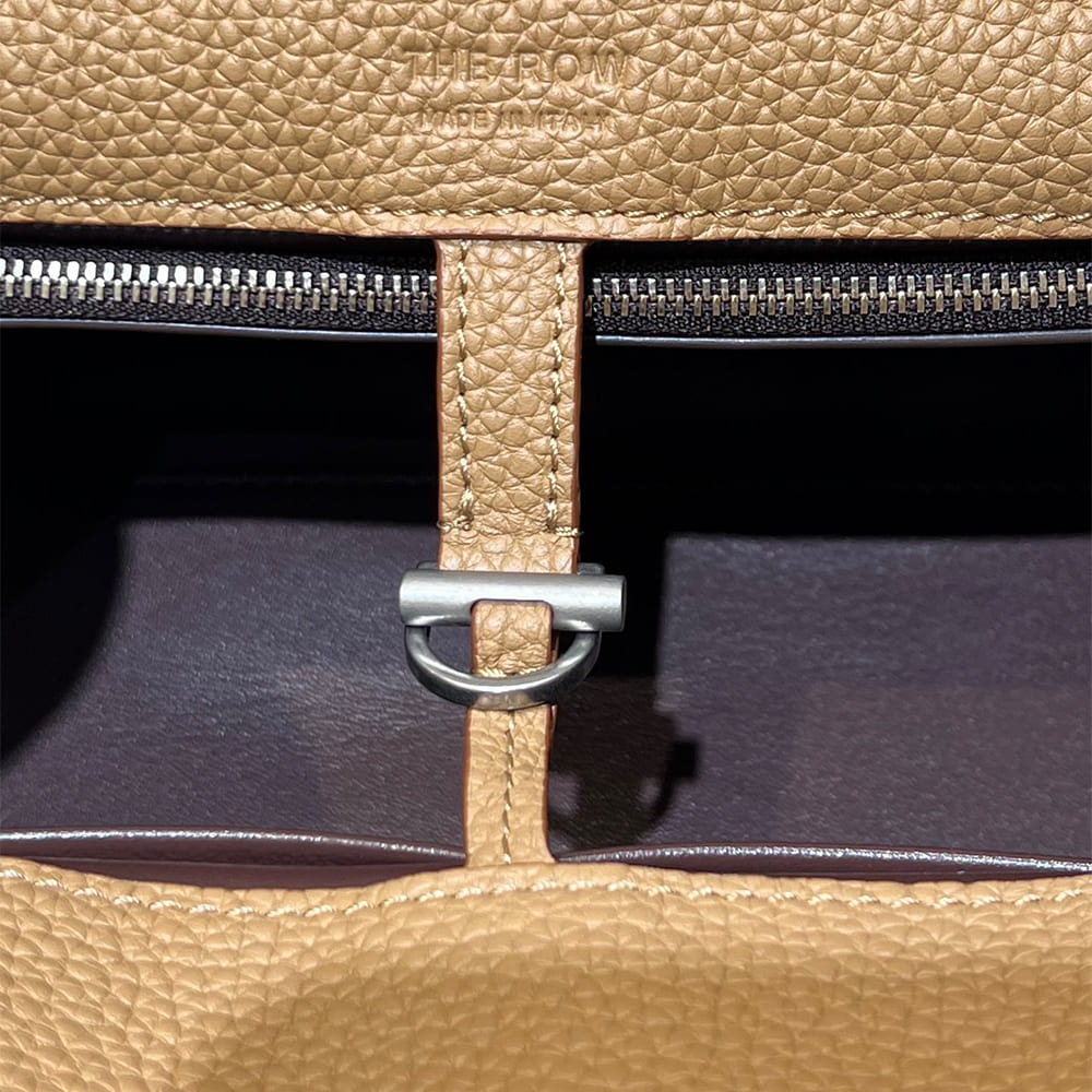 The R0w Margaux Shoulder 12 Bag(HIGH-END GRADE)