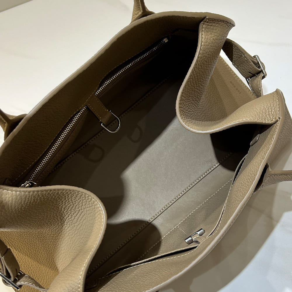 The R0w Margaux Shoulder 12 Bag(HIGH-END GRADE)