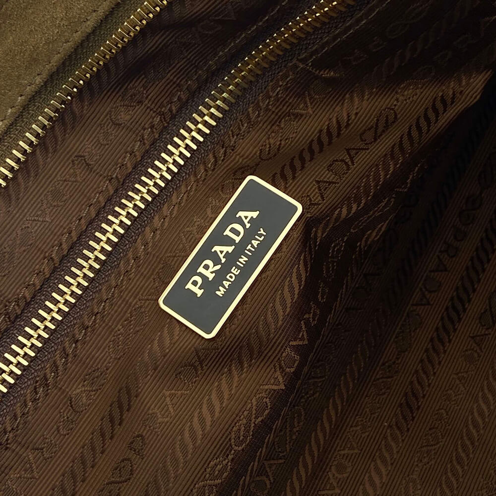 Pra*a Bonnie large leather handbag(TAX-FREE GRADE)