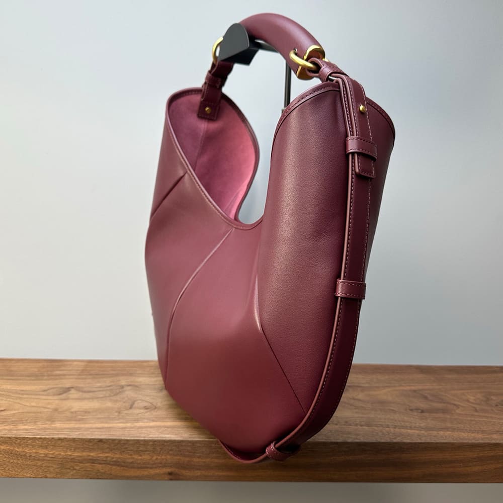Y51 MOMBASA medium in leather(HIGH-END GRADE)