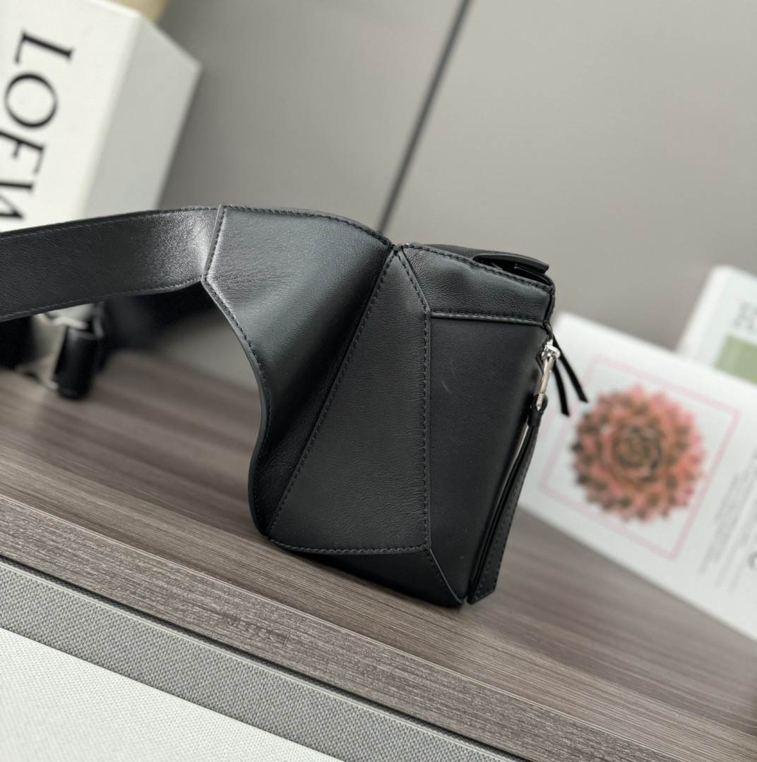 L0ew* Small Puzzle Edge bumbag in classic calfskin(HIGH-END GRADE)