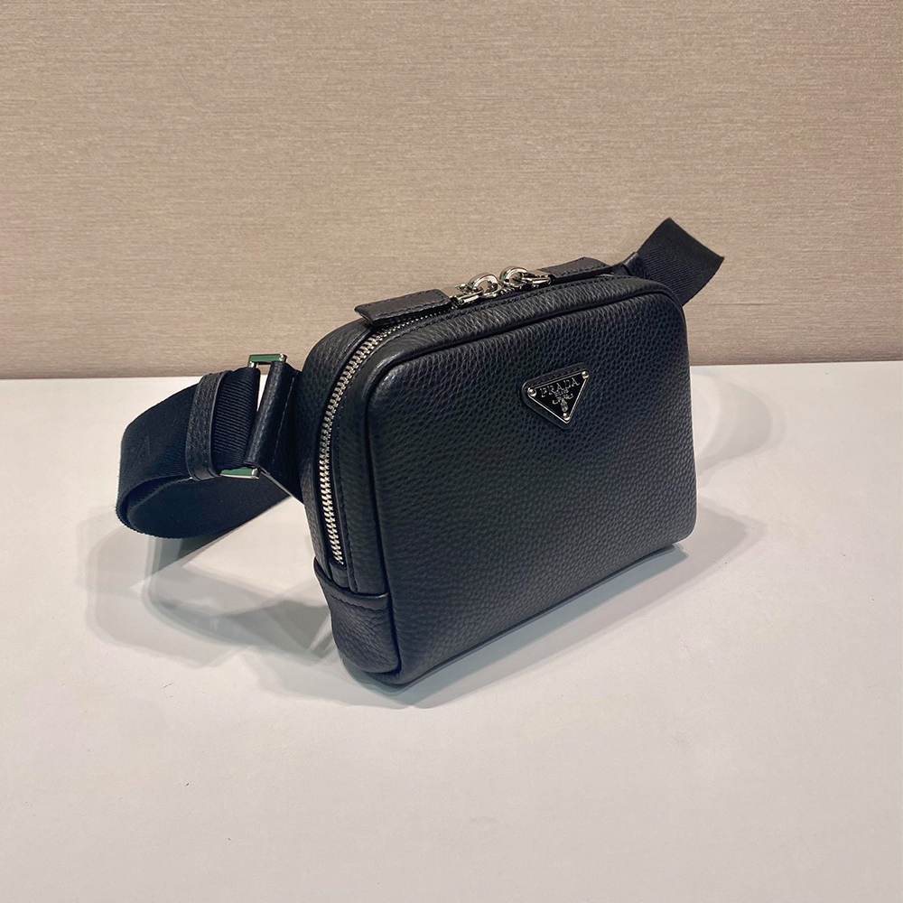 Pra*a Leather shoulder bag(HIGH-END GRADE)