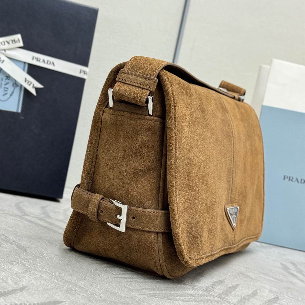 Pra*a Suede shoulder bag(HIGH-END GRADE)