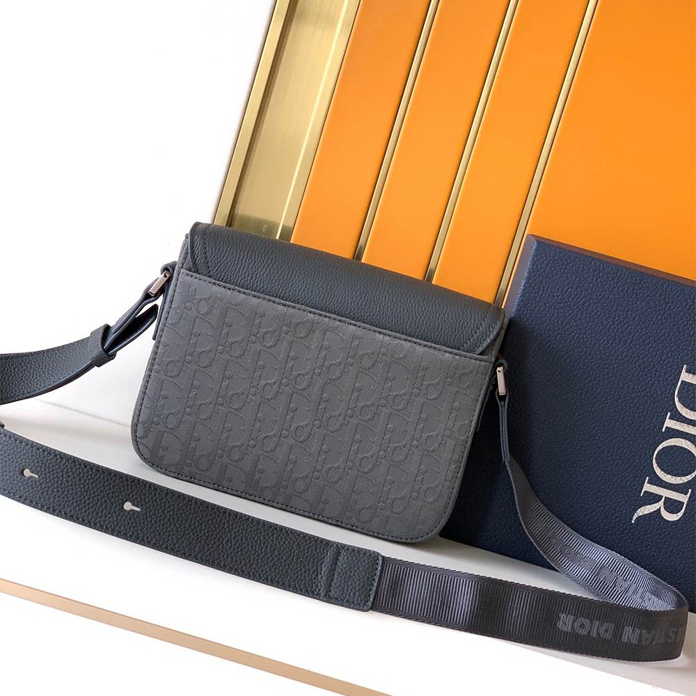 D10r Small Saddle Messenger Bag with Flap(HIGH-END GRADE)