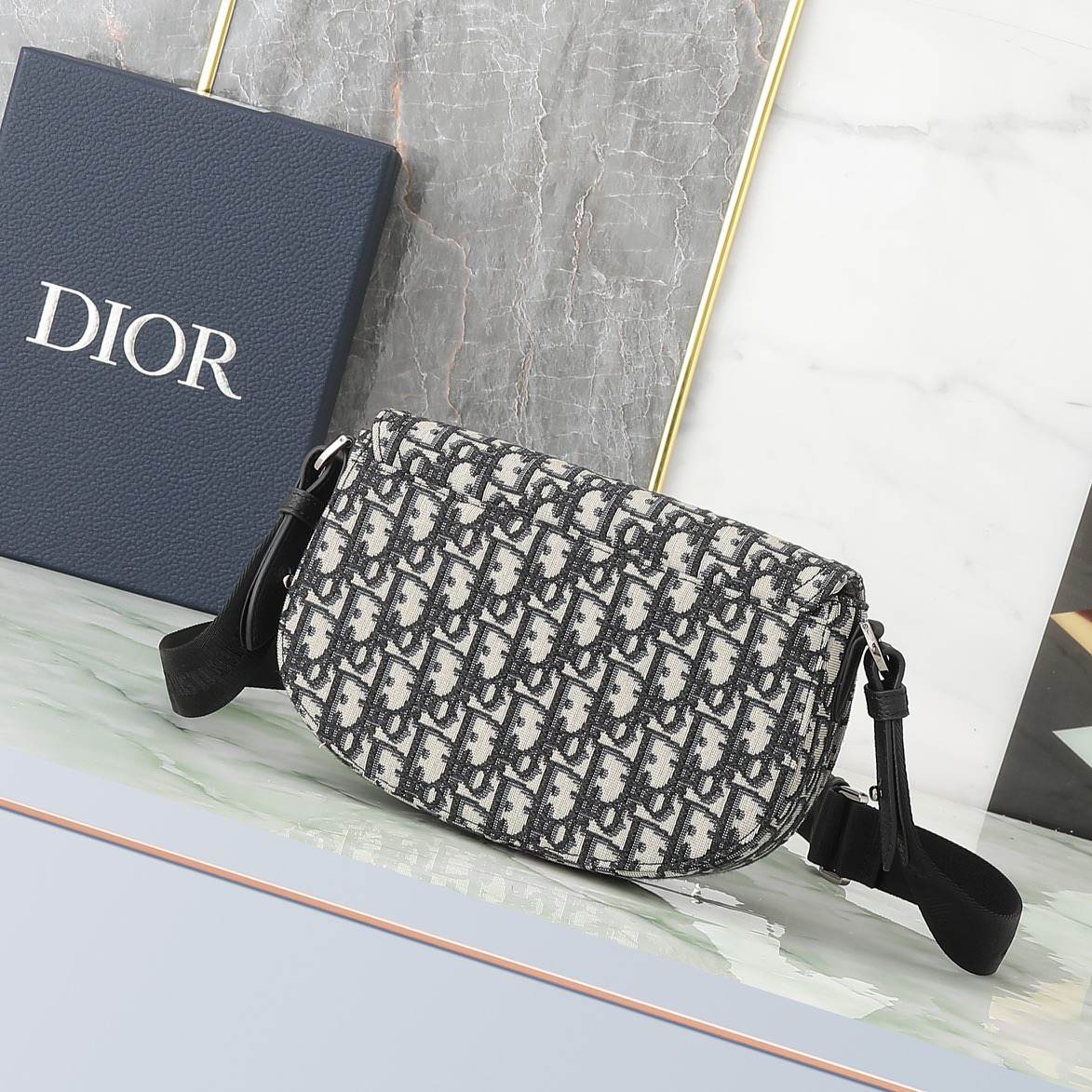 D10r Saddle Messenger Bag(HIGH-END GRADE)