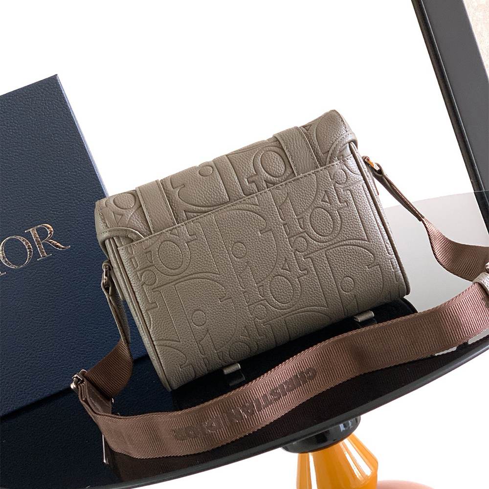D10r Hit the Road Messenger Bag with Flap(HIGH-END GRADE)