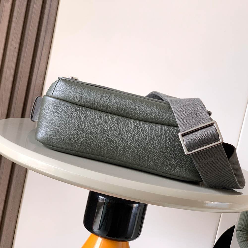 L0ew* Medium Pebble messenger bag(HIGH-END GRADE)