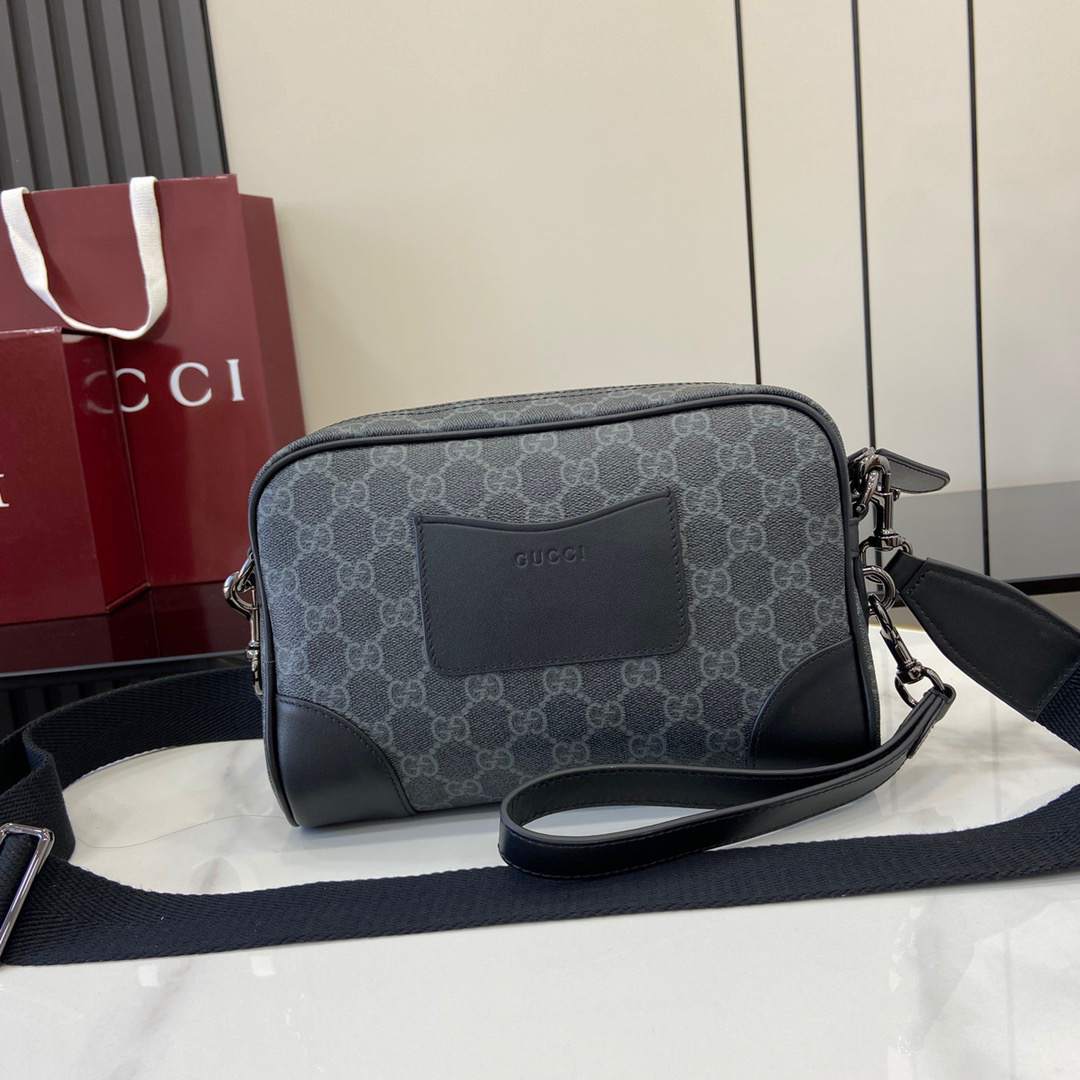 GG Emblem small crossbody bag(HIGH-END GRADE)
